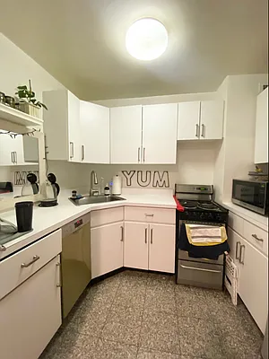 Rented by MOTION New York | media 17