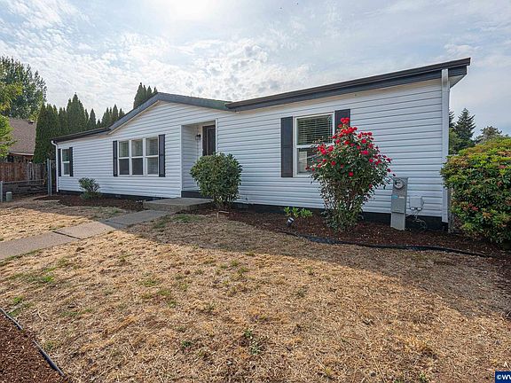2nd image of 1074 Rodan Ave SE