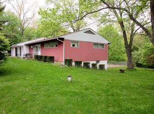 15639 Broceus School Rd, Buchanan, MI 49107