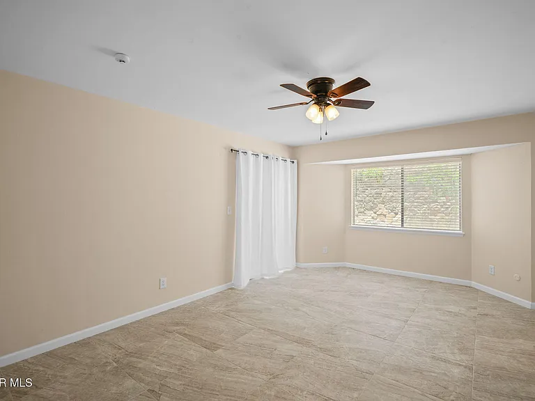 10337 Galahad Way — Photo 17