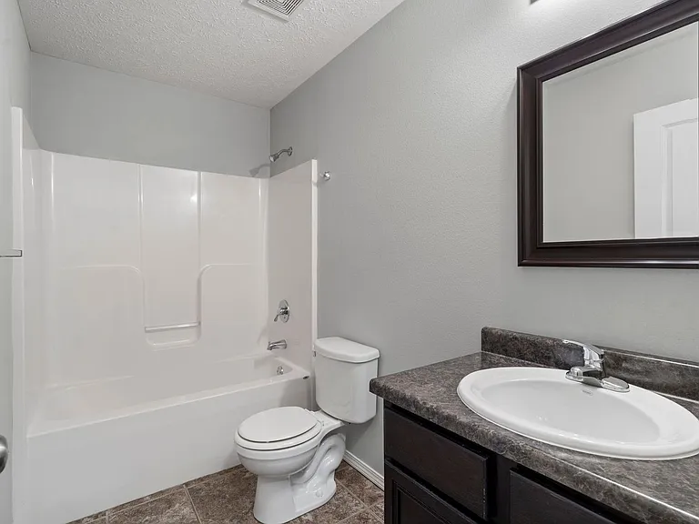 1662 N Pigeon Rd — Photo 5