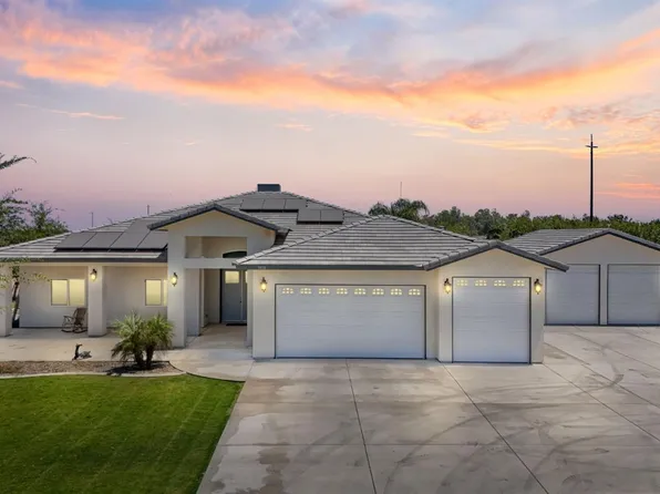 14111 Danbur Dr, Bakersfield, CA 93311