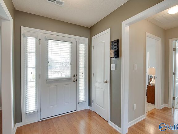 3rd image of 4803 Canterwood Dr SE