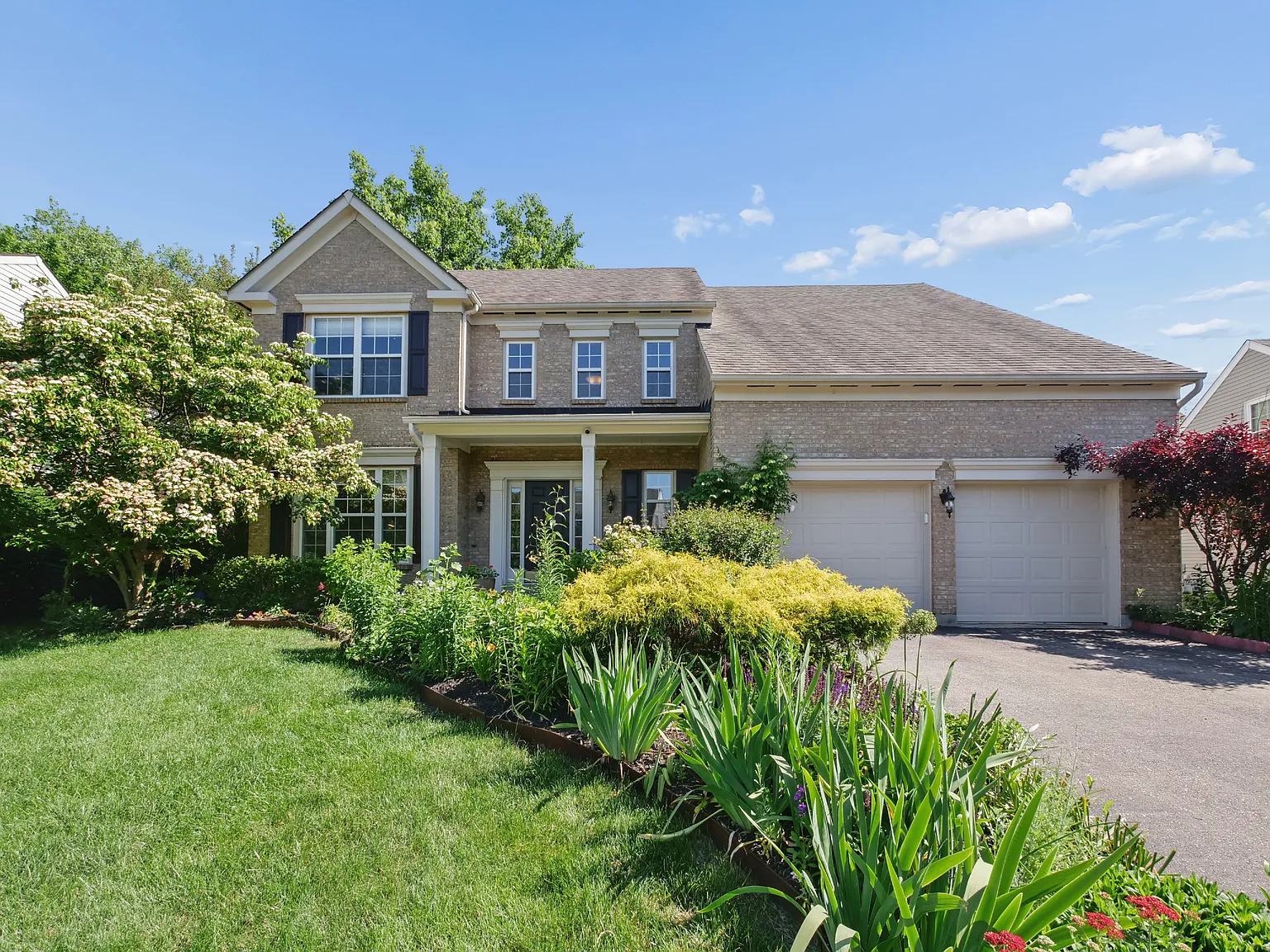 4 bed, 3.5 bath, 3424 sqft, $3,250 — Photo 1