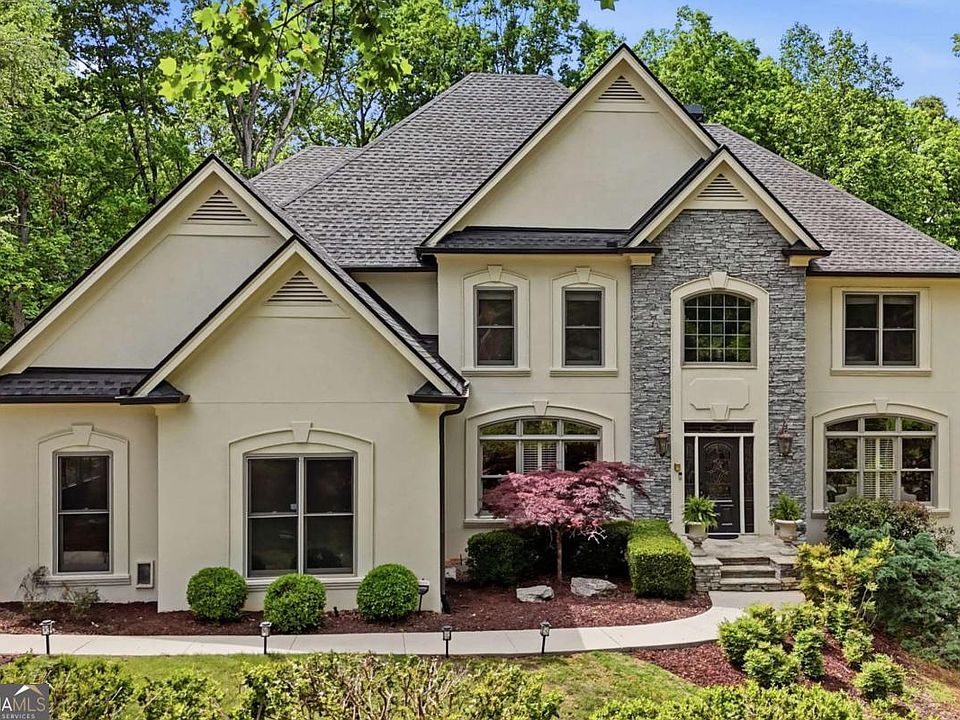 1st image of 630 Danas Ridge Dr