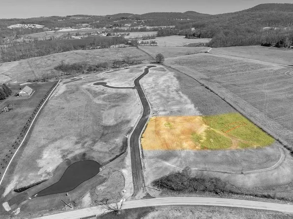 311 Cedar St, Dillsburg, PA 17019