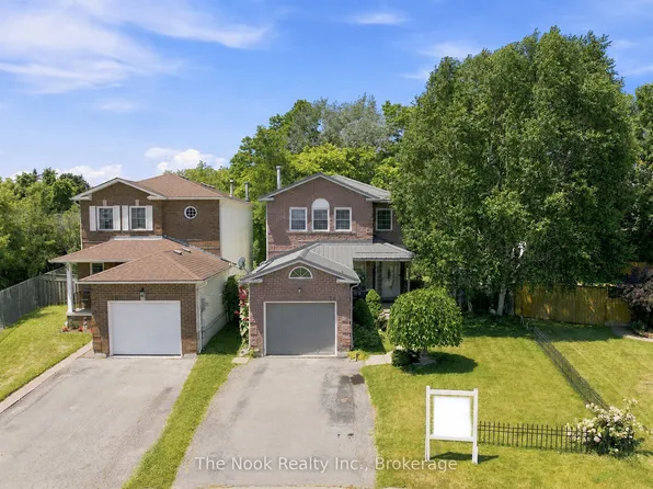 14 Curtis Ct, Pt Hope, ON L1A 4H5