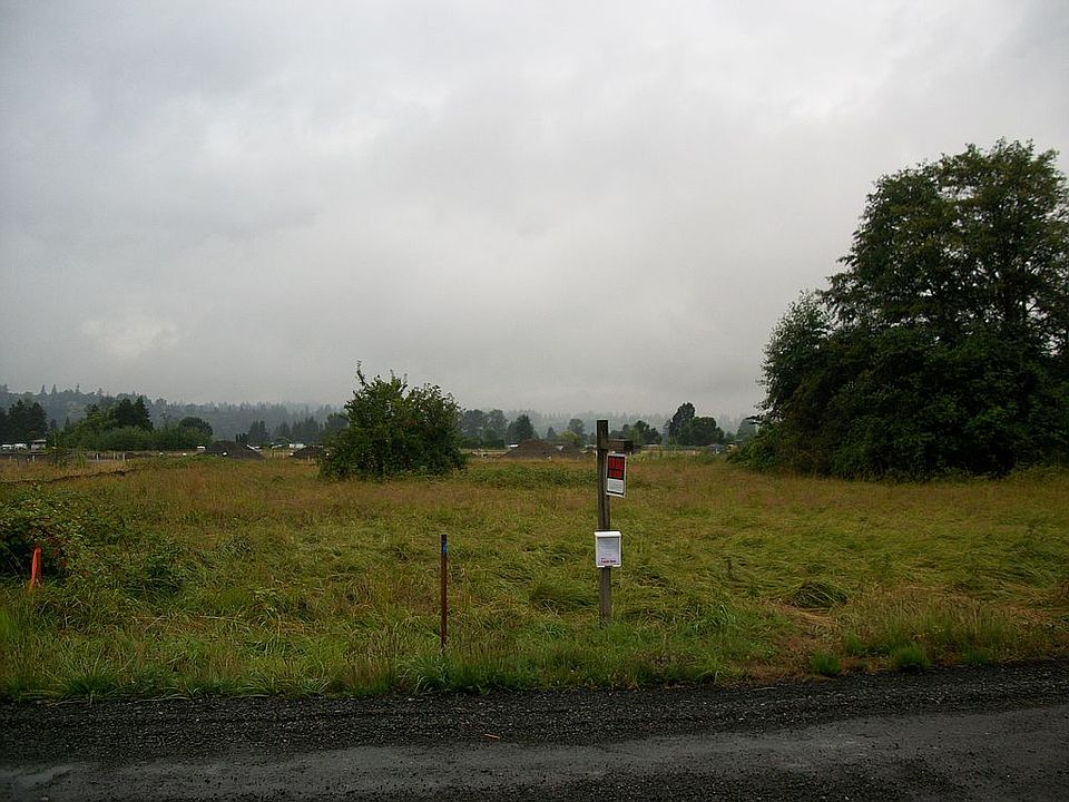3 short plated lots