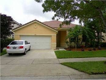1st image of 1067 Chenille Cir