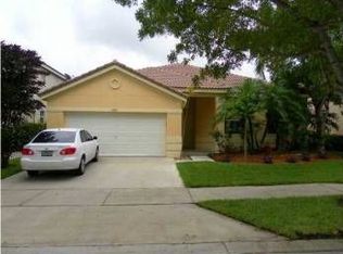 1067 Chenille Cir, Fort Lauderdale, FL 33327