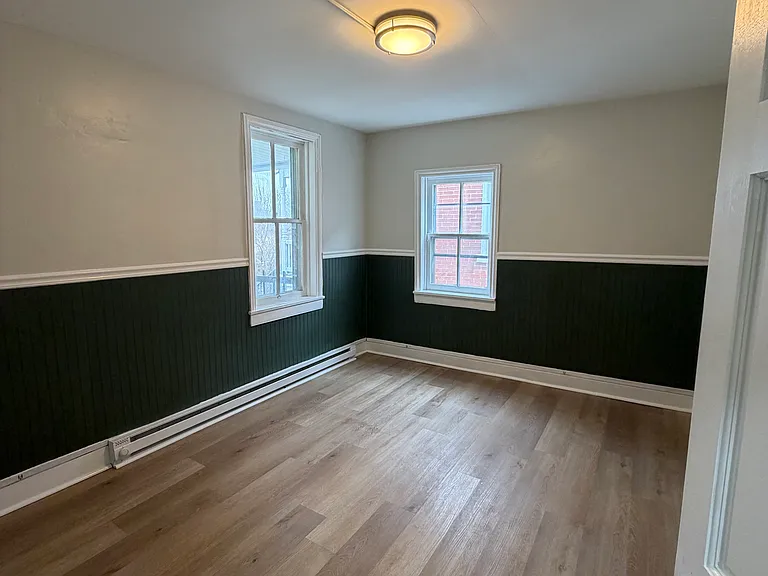 105 E Main St #2 — Photo 24