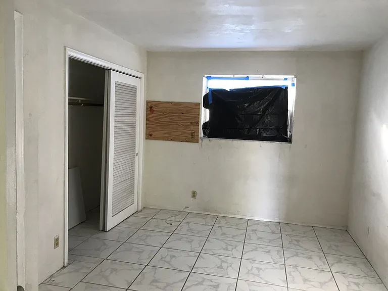 1533 NW 1st Ave — Photo 2