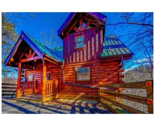 1851 Beach Front Dr, Pigeon Forge, TN 37876