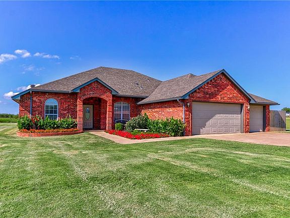 2nd image of 5975 Callahan Way NE