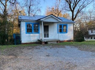 221 Lovers Ln, Vicksburg, MS 39183