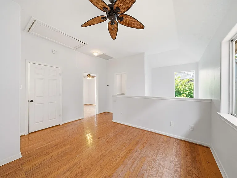 218 Plaza Del Sol Park — Photo 23