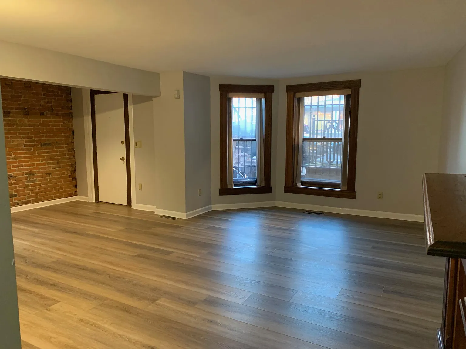 2 bed, 1000 sqft, $1,995 — Photo 4
