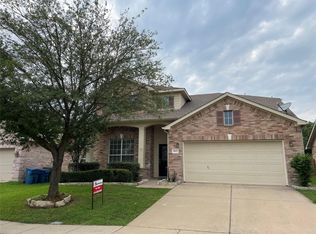1013 Camp Verde Dr, Forney, TX 75126