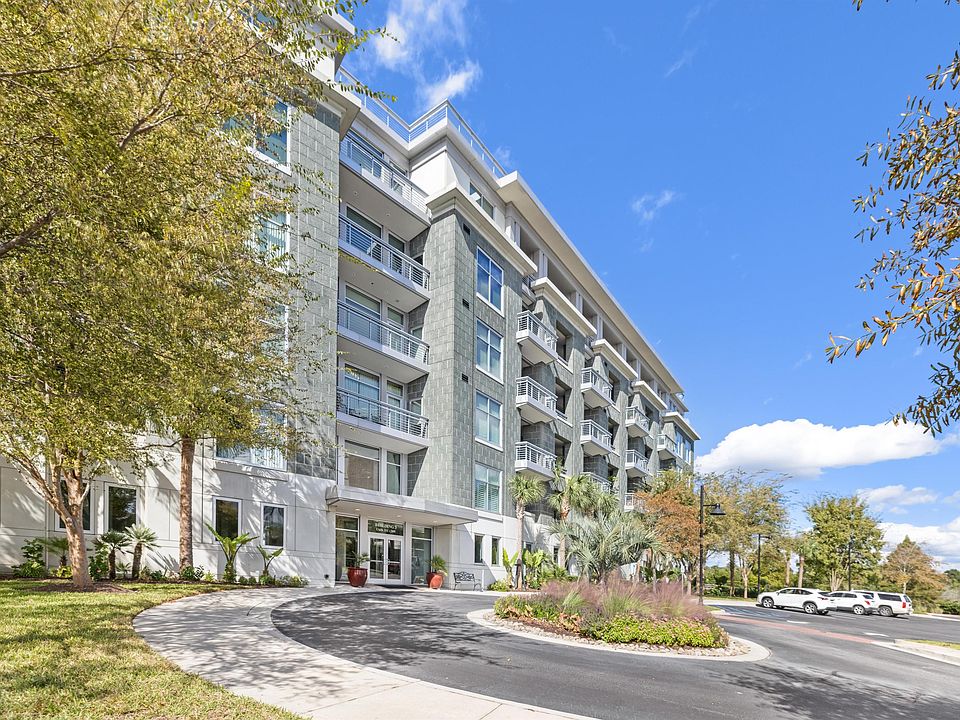 1st image of 324 Cooper River Dr #1