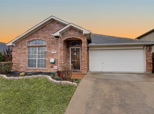 4458 Seven Pines Dr, Grand Prairie, TX 75052