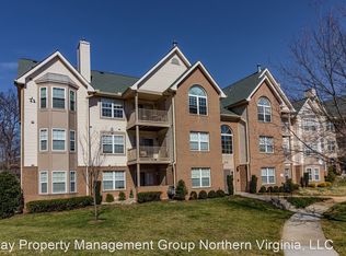 4120 Monument Ct UNIT 202, Fairfax, VA 22033