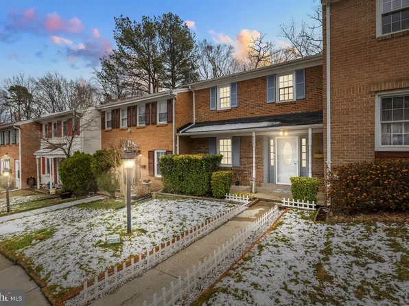 1417 Deerfield Ln, Woodbridge, VA 22191