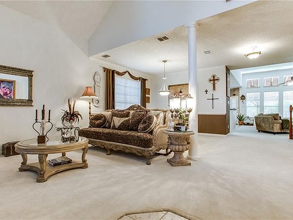 3rd image of 7886 Ravens Cliff Dr