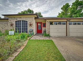 610 Dayton Rd, Mansfield, TX 76063