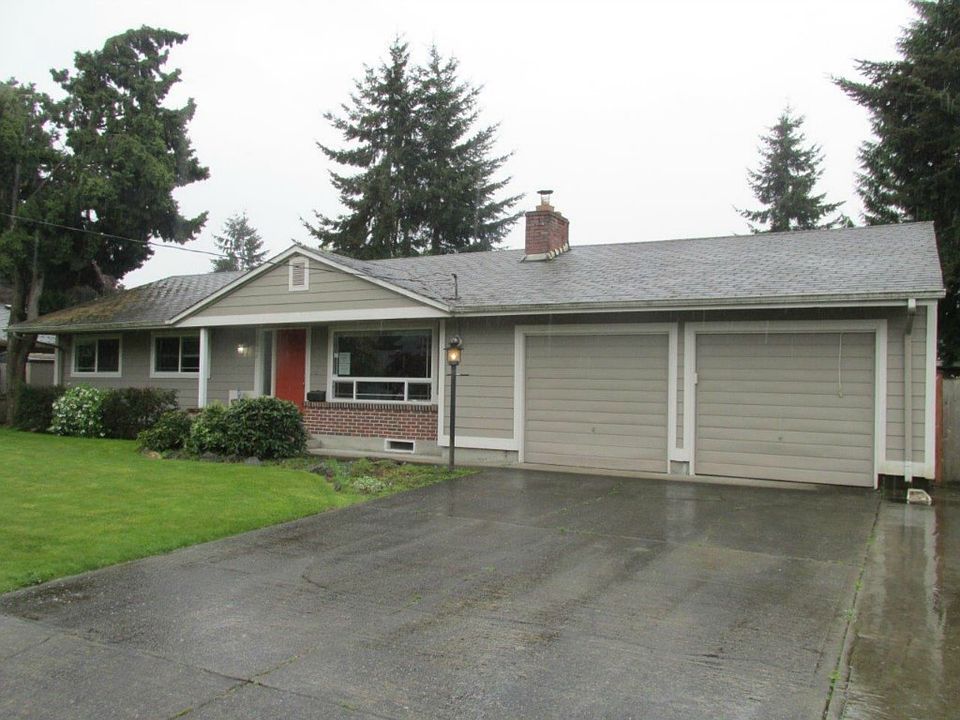 1st image of 1606 5th St NE