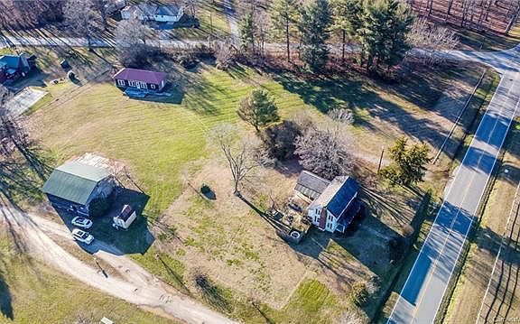 3rd image of 1819 W Memorial Hwy