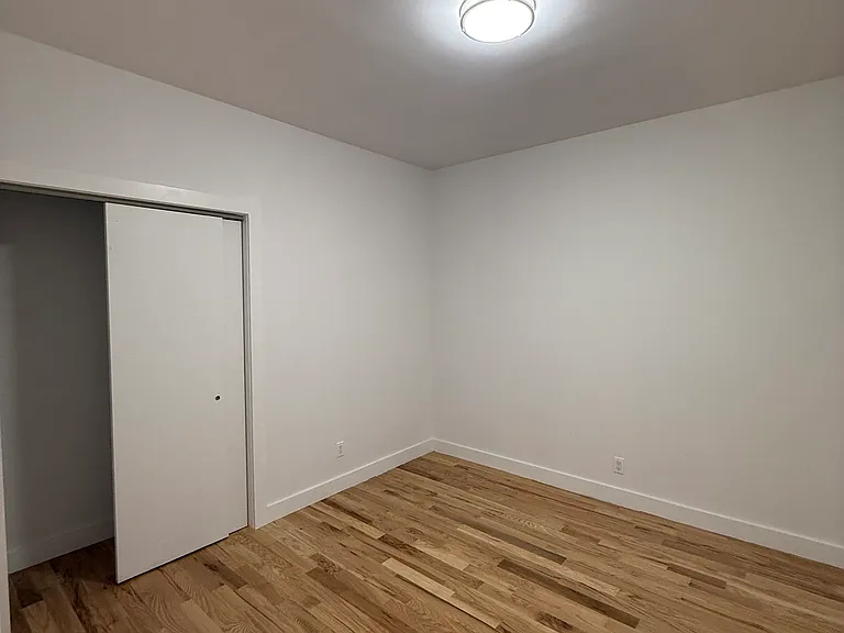 133 Highland Pl #2 — Photo 9