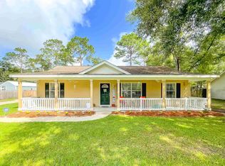 29 Midway Ct, Crawfordville, FL 32327