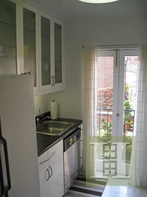 Rented by Halstead Real Estate | media 43