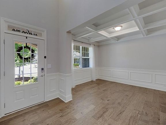 5th image of 182 Overlook Ridge Way