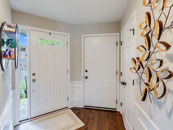 3rd image of 447 White Oak Ln #1135B