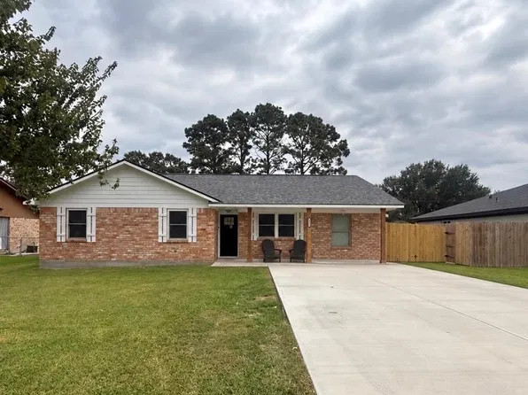 3311 Schroeder Ave, Needville, TX 77461