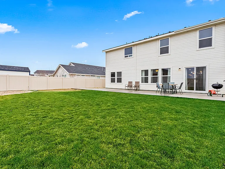3882 E Berwick Dr — Photo 50