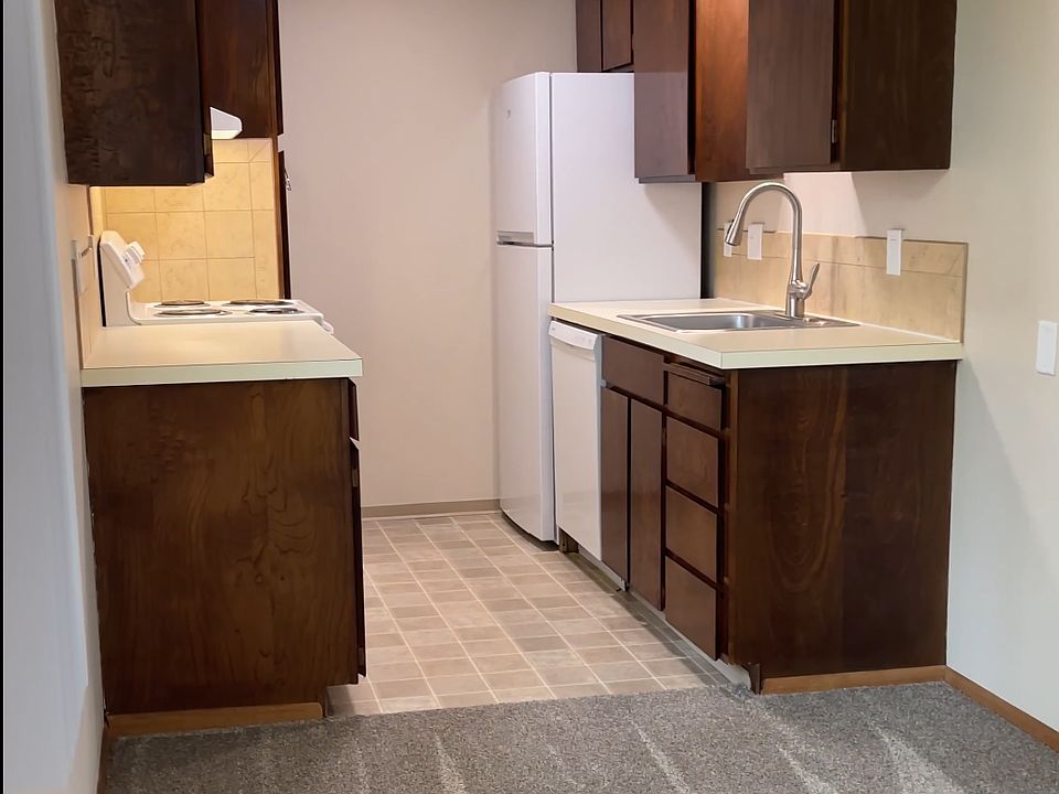 Dining/Kitchen