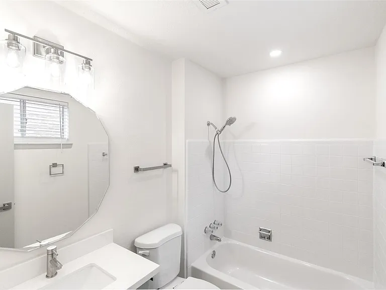 11026 Sandstone St — Photo 23