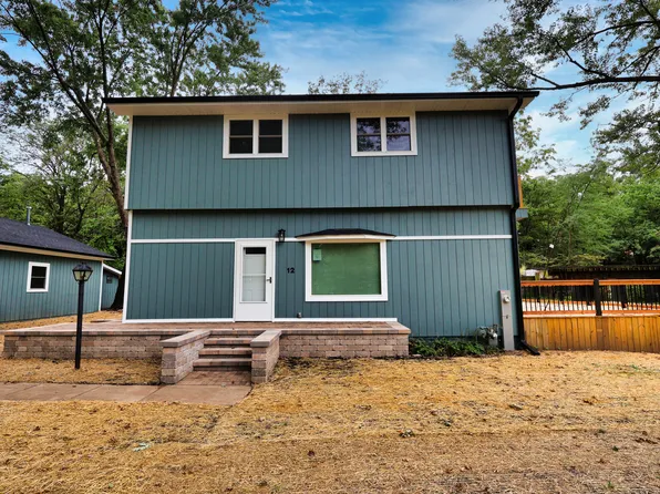12 N Adams St, Oswego, IL 60543