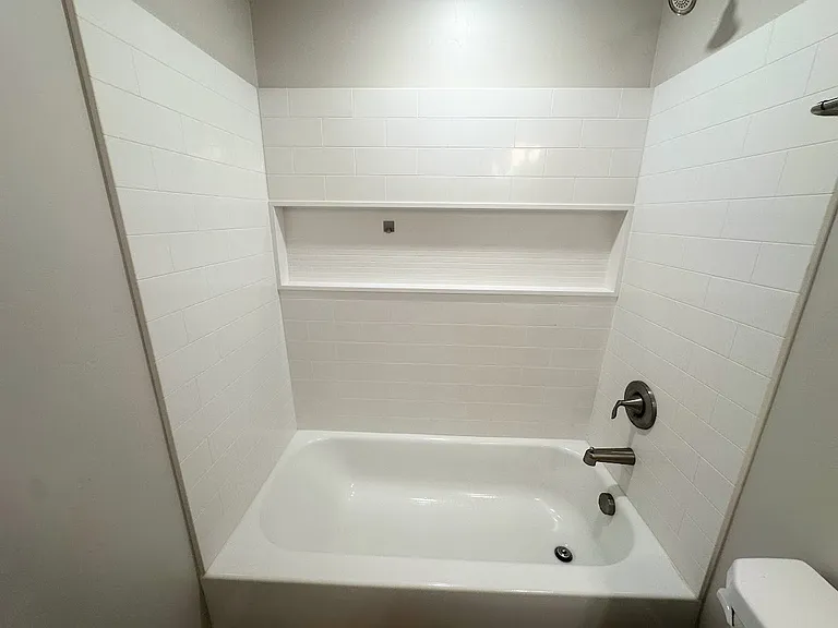 10218 N Bayhill Dr — Photo 13