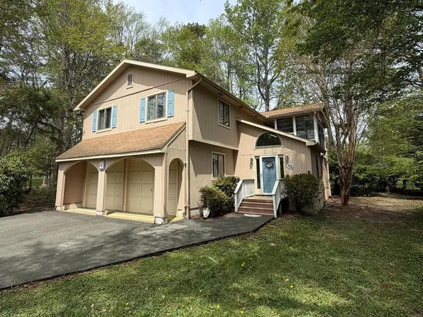 63 Drawbridge Rd, Ocean Pines, MD 21811