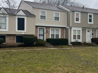 1102 Williamsburg Rd, Country Club Hills, IL 60478