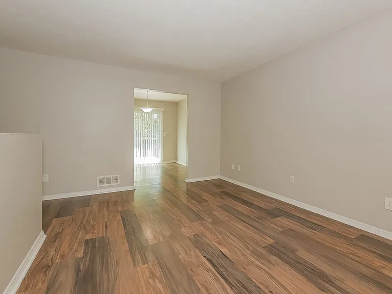 4522 Doral Dr SW — Photo 9