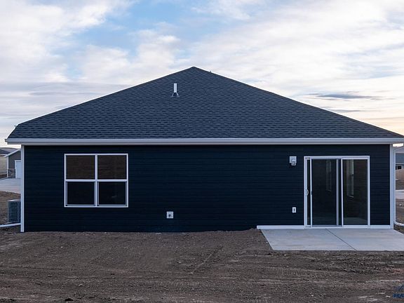 5th image of 452 Henry Potter Rd