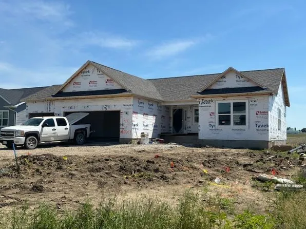 1346 Partridge Ln, Waterloo, IA 50701