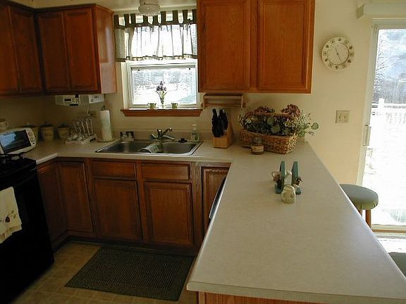 3rd image of 5208 Brindlewood Dr