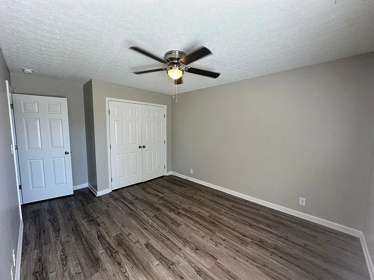 10012 Michaele Lane — Photo 10