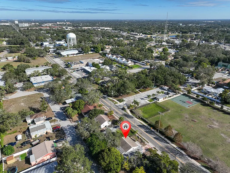 1530 S Martin Luther King Jr Ave — Photo 30
