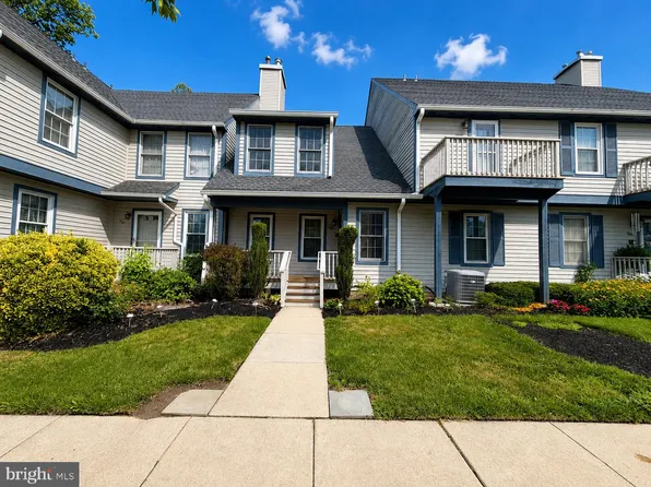 728 Westfield Dr, Riverton, NJ 08077
